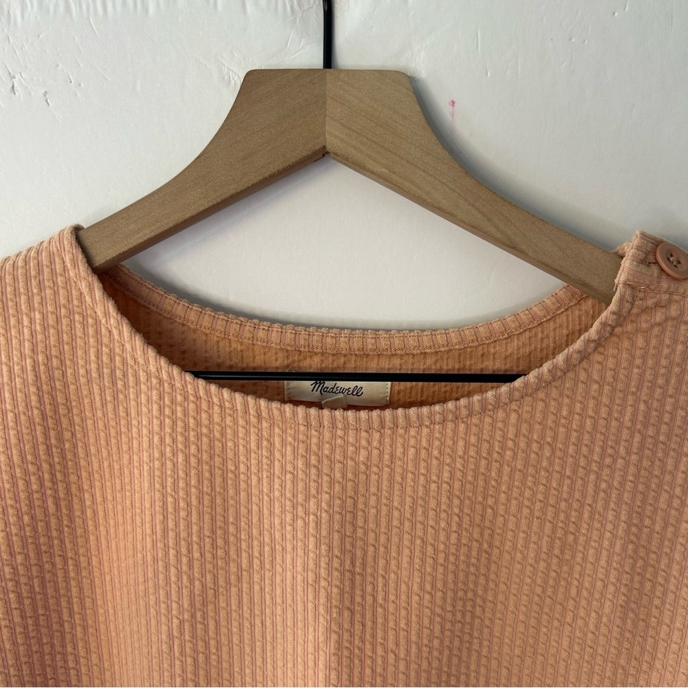 Madewell Women’s Seersucker Button-Shoulder Top in Antique Coral, Size Small - Picture 4 of 8